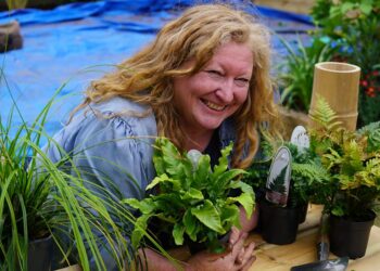 Charlie Dimmock in fight for screen time as four new gardeners join ...